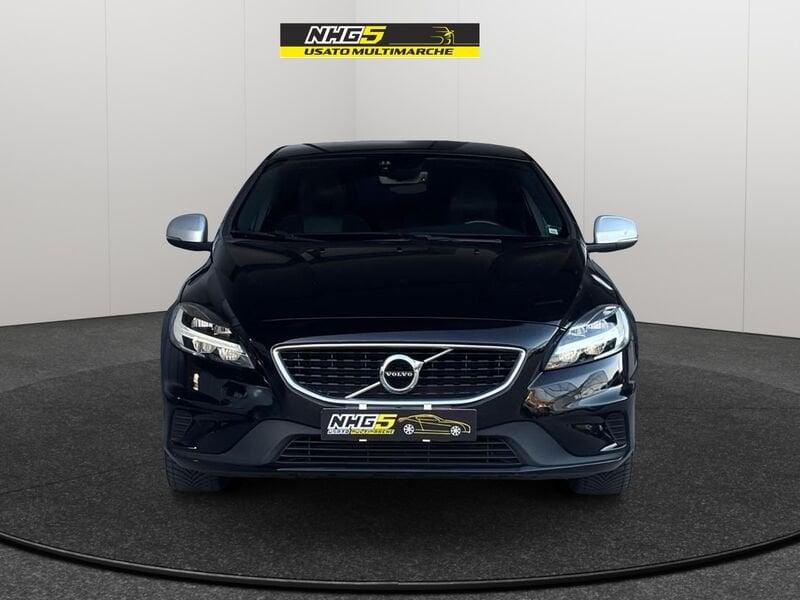 Volvo V40 D2 R-design Momentum