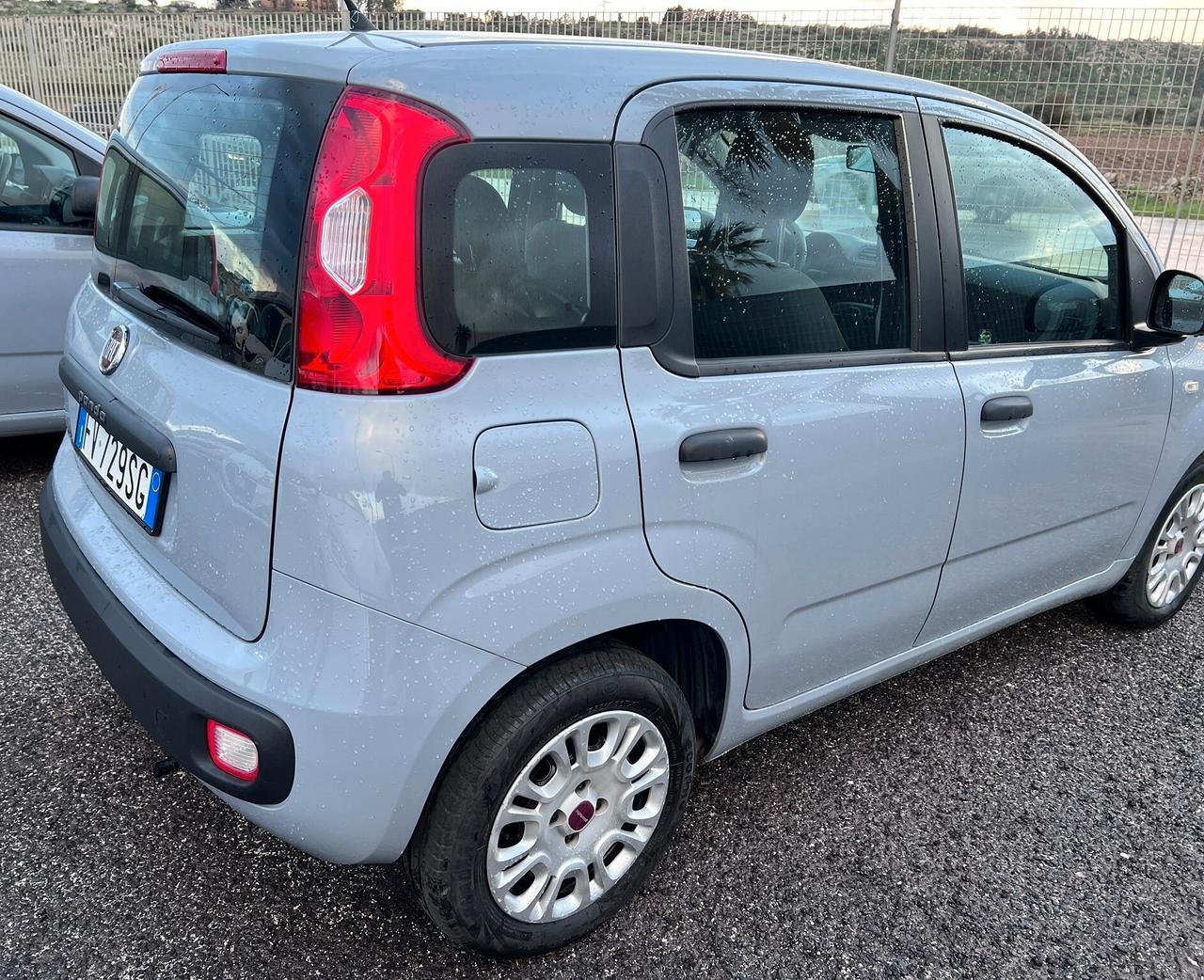 Fiat Panda 1.2 Lounge - PERFETTA IN OGNI SUA PARTE -