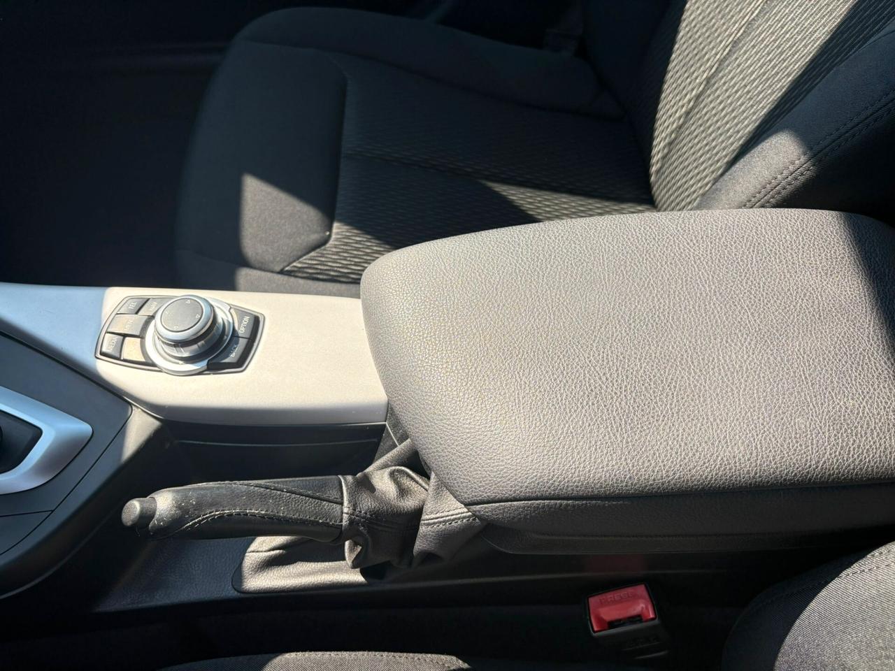 Bmw 116 116d 5p. Business