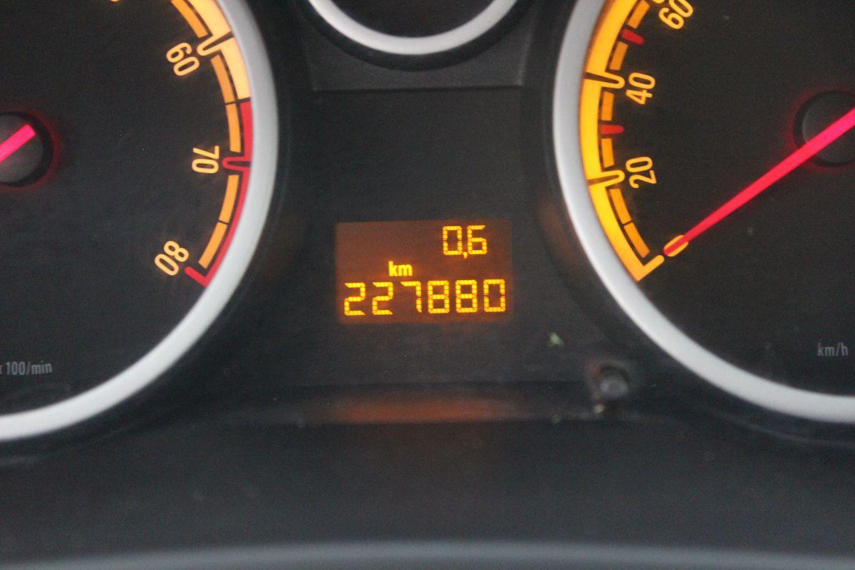 OPEL - Corsa - 1.0 12V 5 porte Club