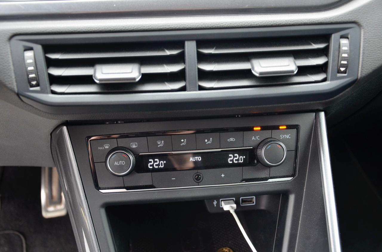 VOLKSWAGEN POLO 5p 1.0 TSI HIGHLINE 115cv, UNICOPROP, SERVICE VW, UFF ITALIANA, EURO 6D, FARI LED, 17", PERMUTE