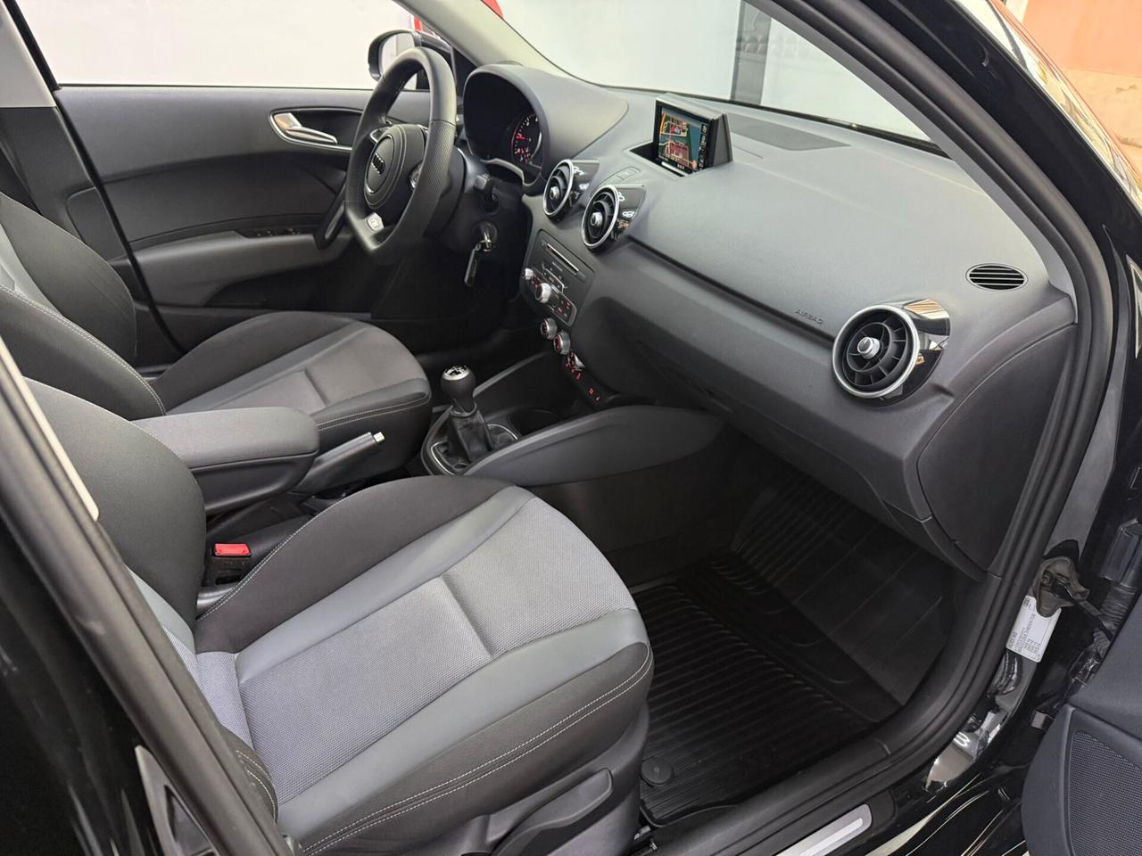 Audi A1 SPB 1.6 TDI 116 CV Sline Tetto Apribile