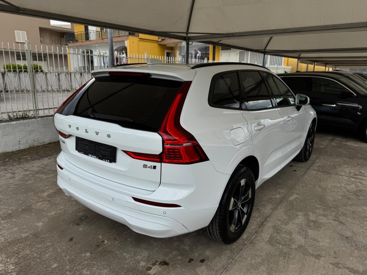 VOLVO XC60 B4 AWD MILD HYBRID MOMENTUM - 2021