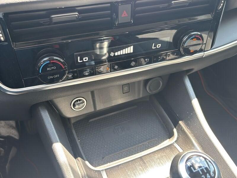Nissan Qashqai 1.3 MHEV 140 Business