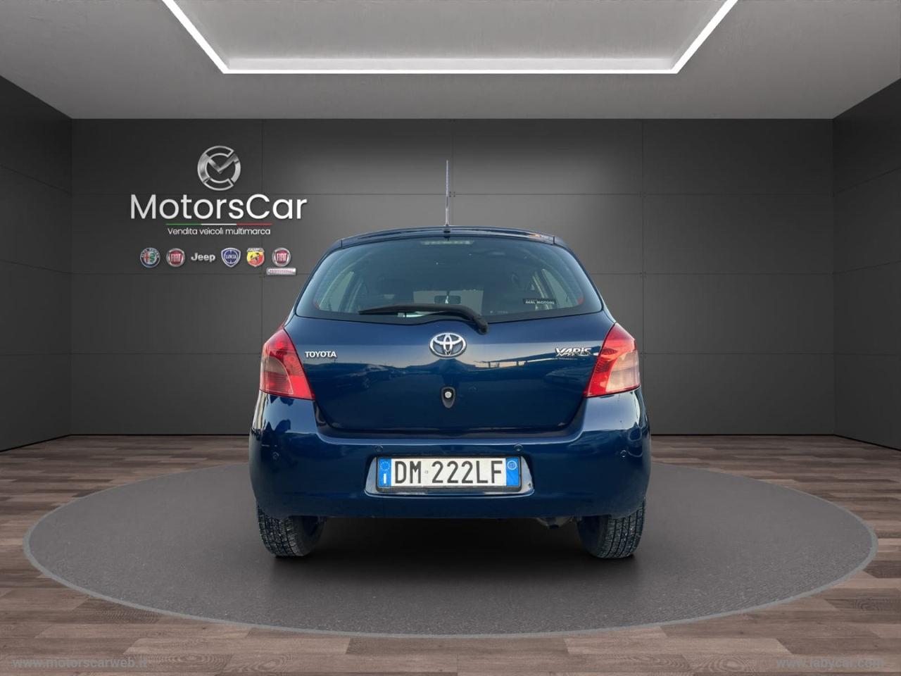 TOYOTA Yaris 1.0 5p.