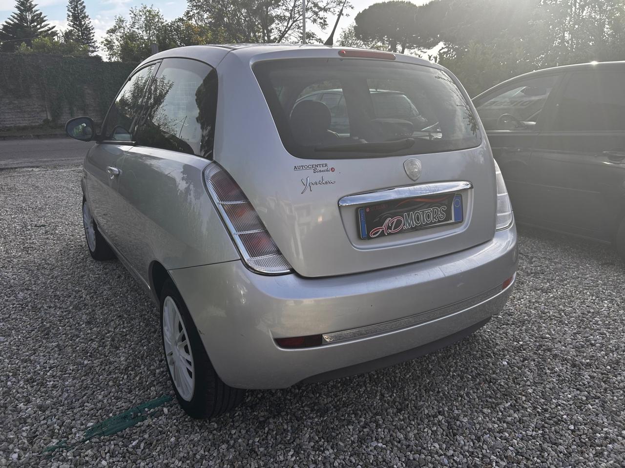 Lancia Ypsilon 1.2 Oro