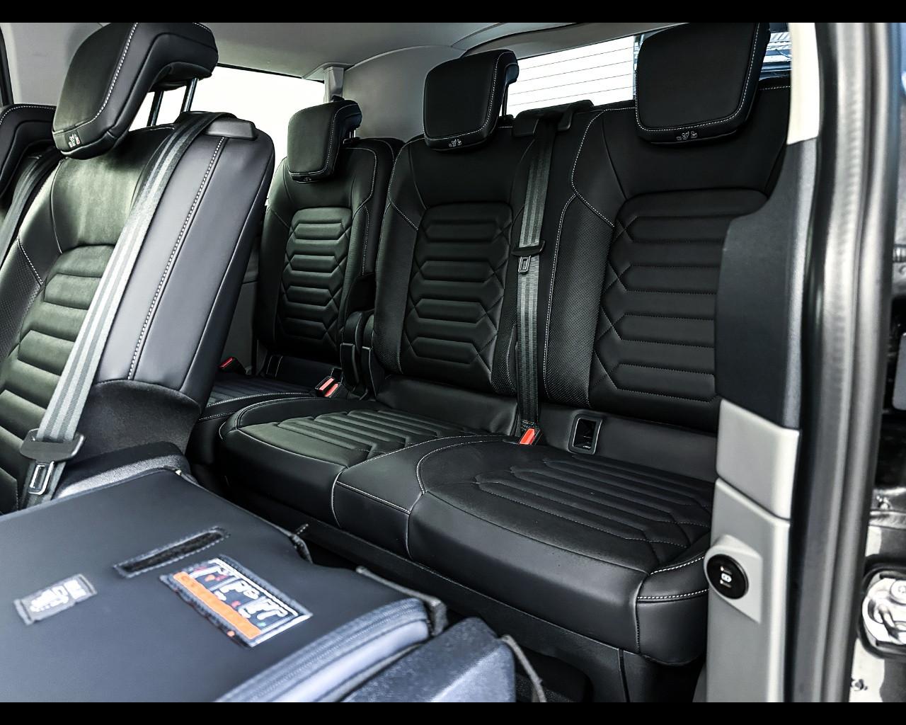 FORD Tourneo Custom 2ªs - Tourneo Custom 320 2.0 EcoBlue 170CV aut. PC Titanium