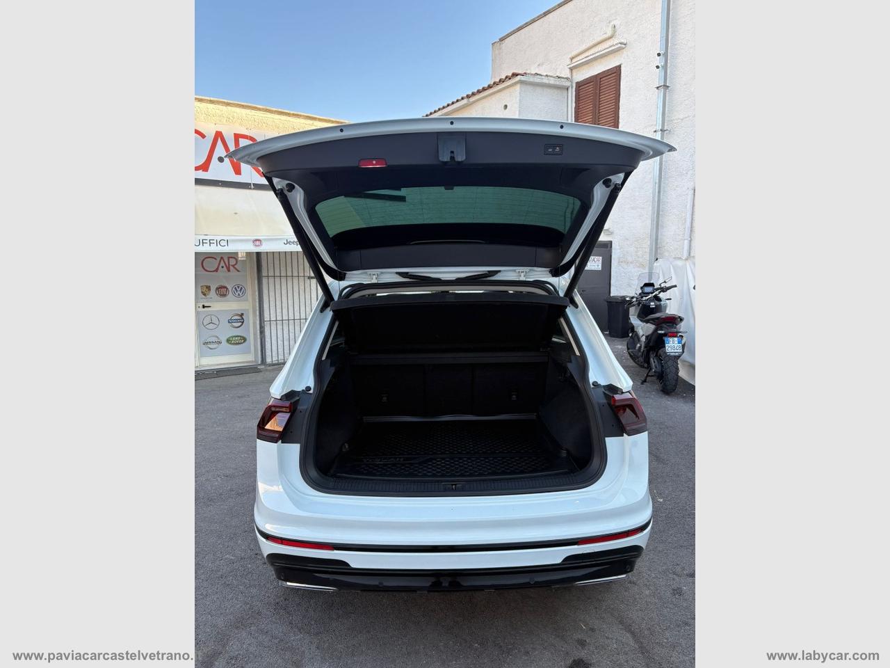 VOLKSWAGEN Tiguan 2.0 TDI 190CV DSG 4MOT. R-LINE BMT