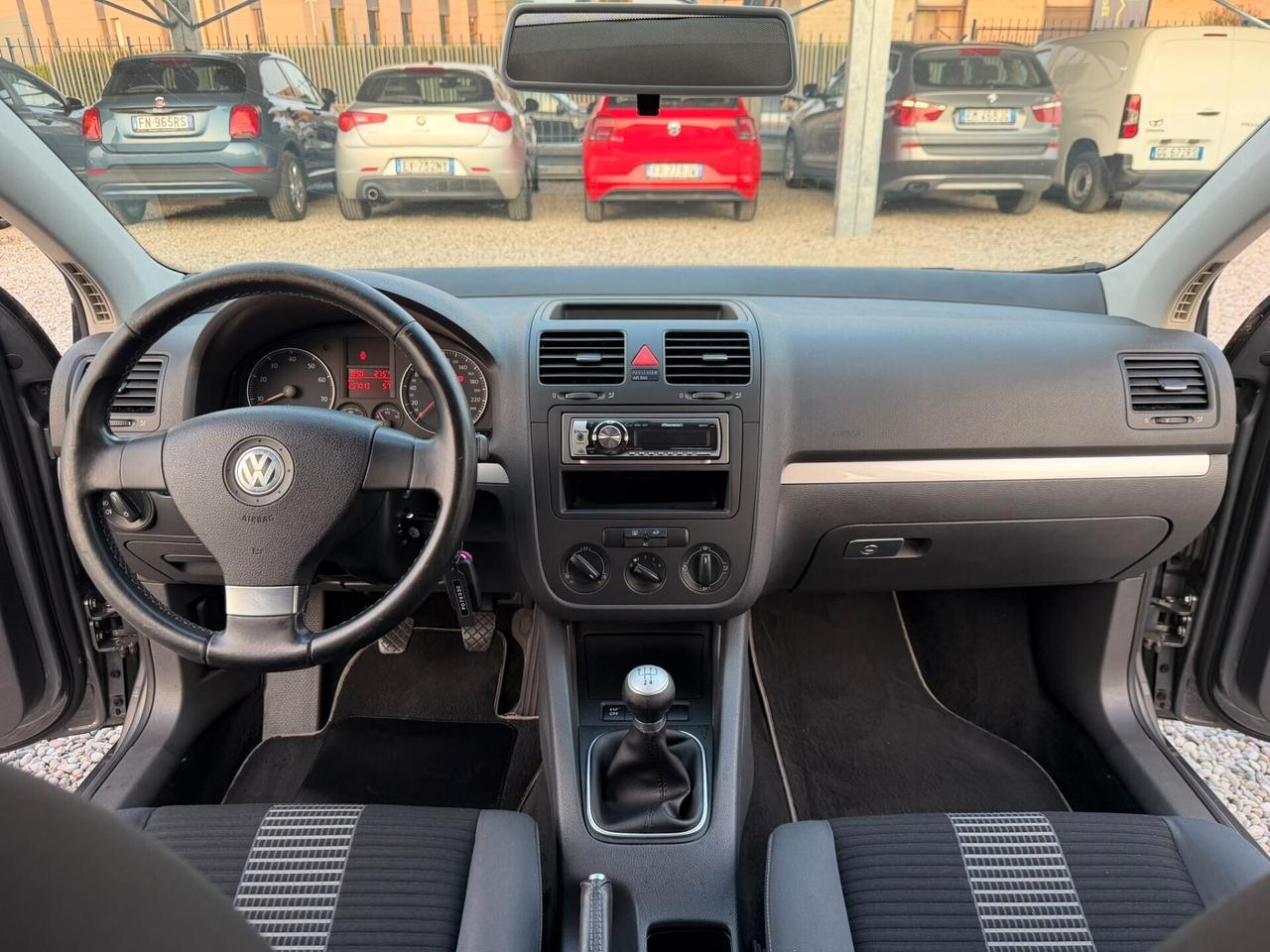 Volkswagen Golf 1.6 5p. Comfortline BiFuel GPL OK NEOPATENTATI