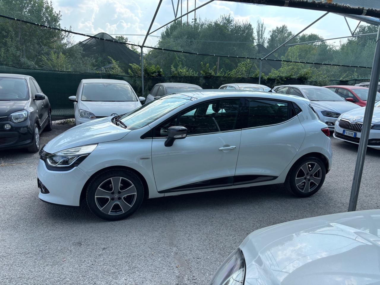 Renault Clio 1.2 75CV 5 porte Costume National