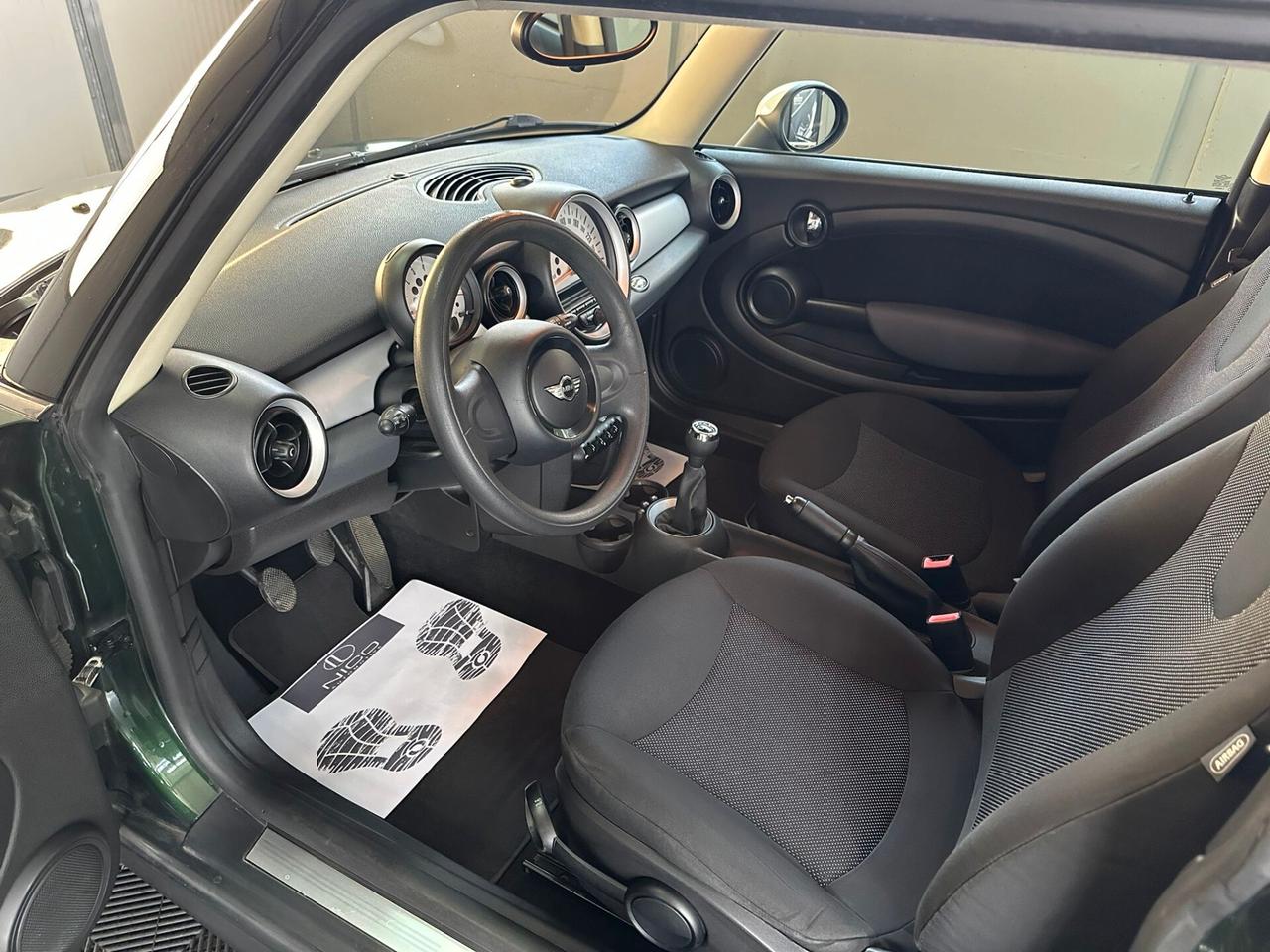 Mini 1.6 16V Cooper D
