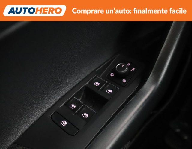 VOLKSWAGEN Taigo 1.0 TSI 110 CV DSG R-Line