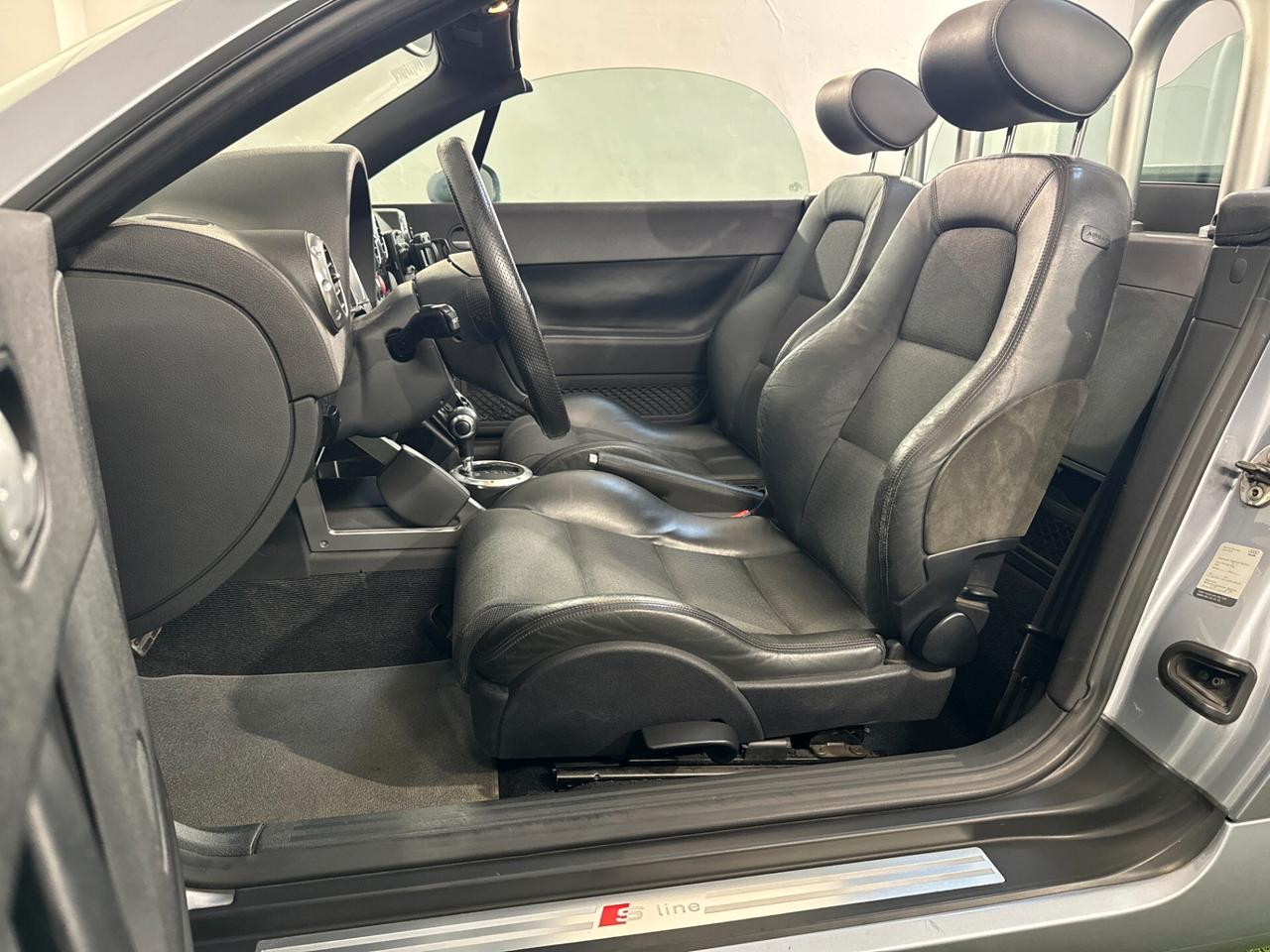 AUDI TT CABRIO 1.8t S-LINE E4 AUTOMATICA
