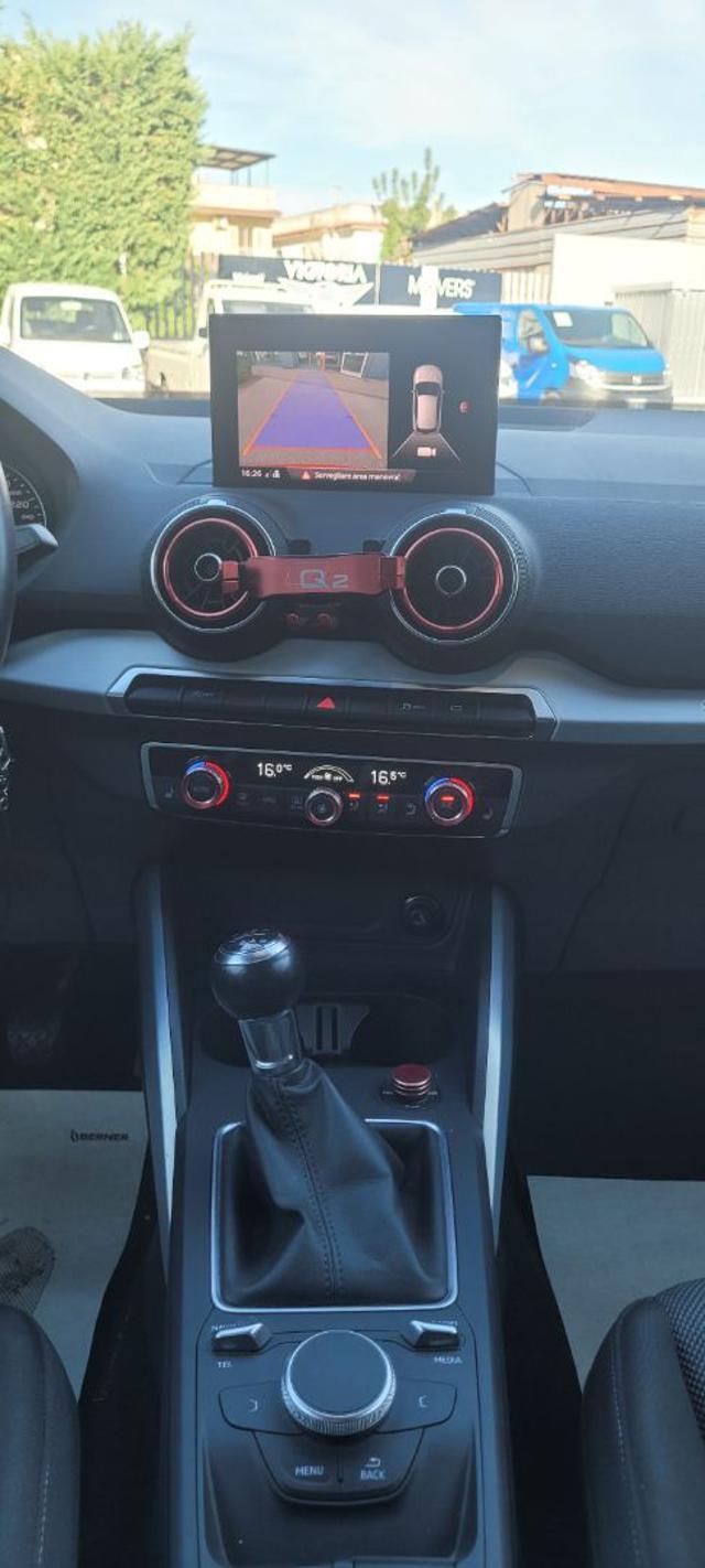 AUDI Q2 30 TDI S line Edition