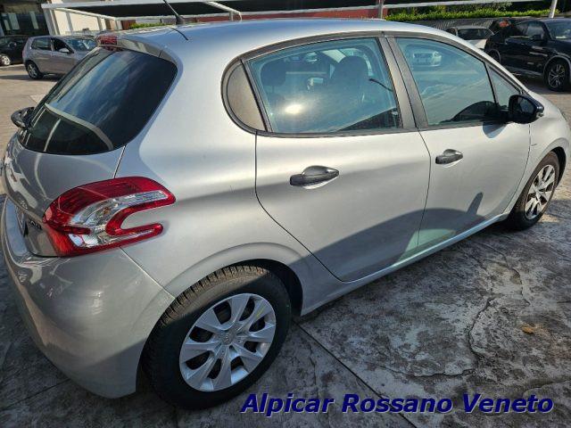 PEUGEOT 208 1.4 8V HDi 68CV 5p. Allure
