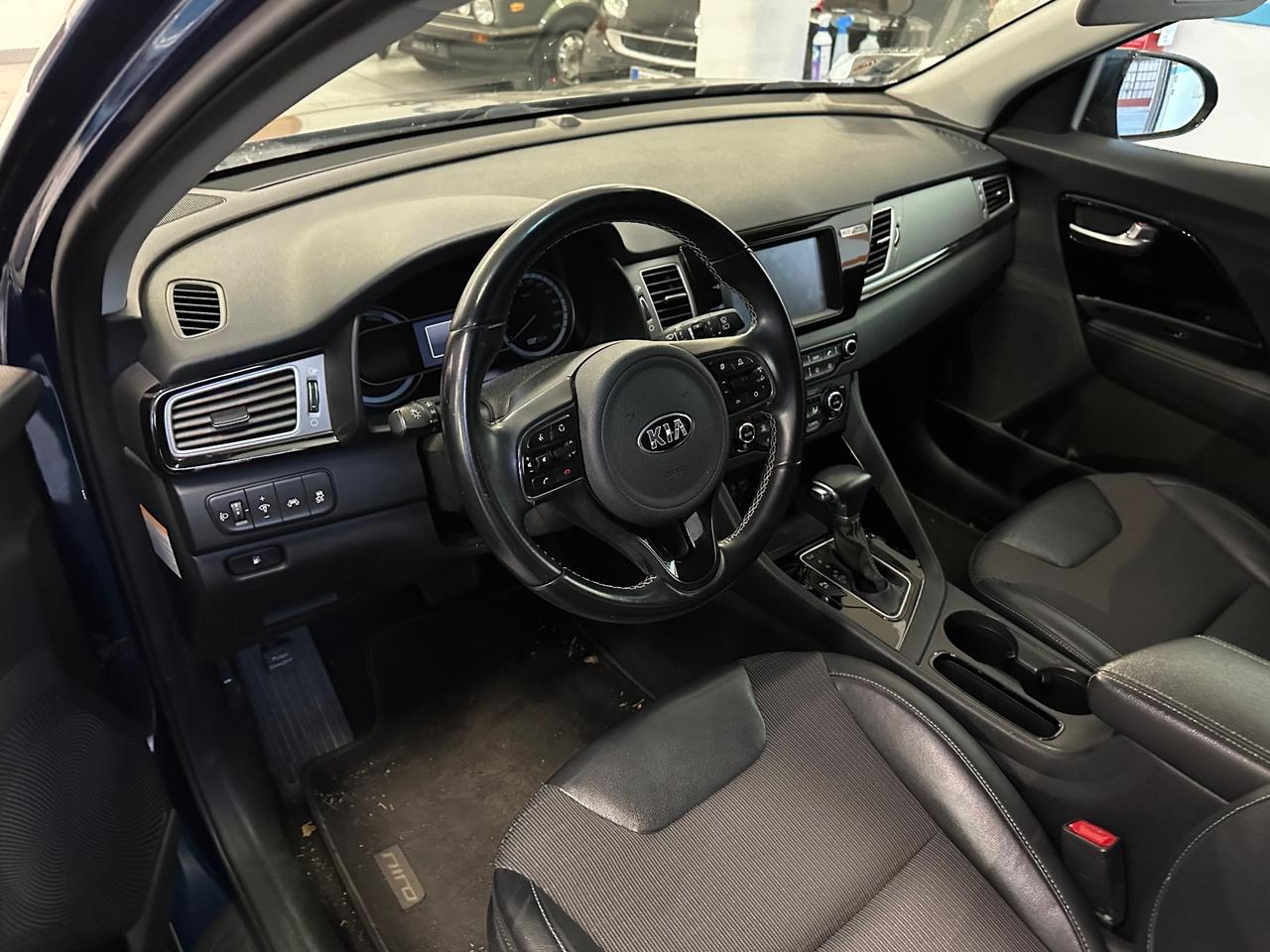 Kia Niro 1.6 GDi DCT HEV Style - Autonavigli