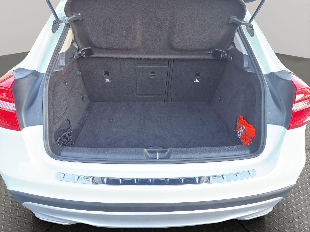 MERCEDES - Classe GLA - GLA 200 d Automatic Premium AMG TETTO