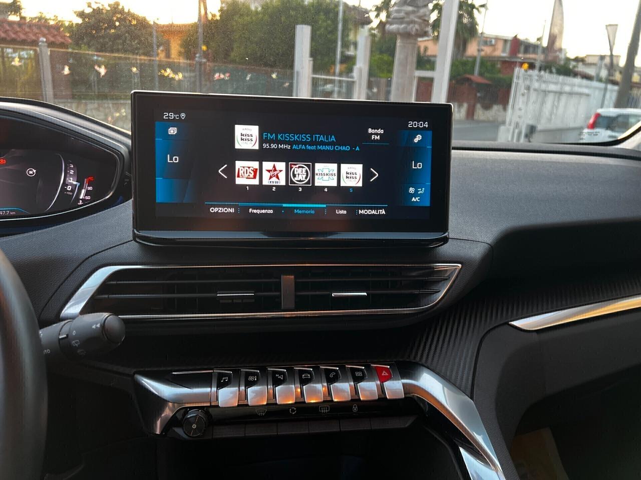 Peugeot 3008 BlueHDi 130 CV-AUTO-2021