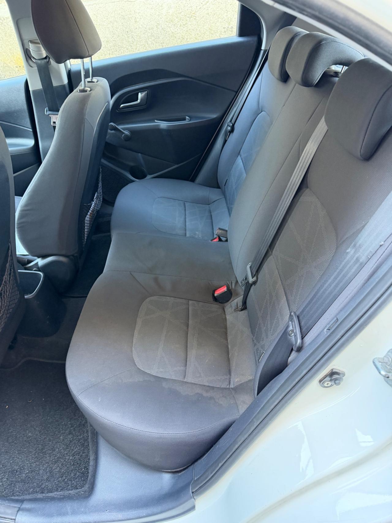 Kia Rio 1.1 CRDi WGT 5p. LX