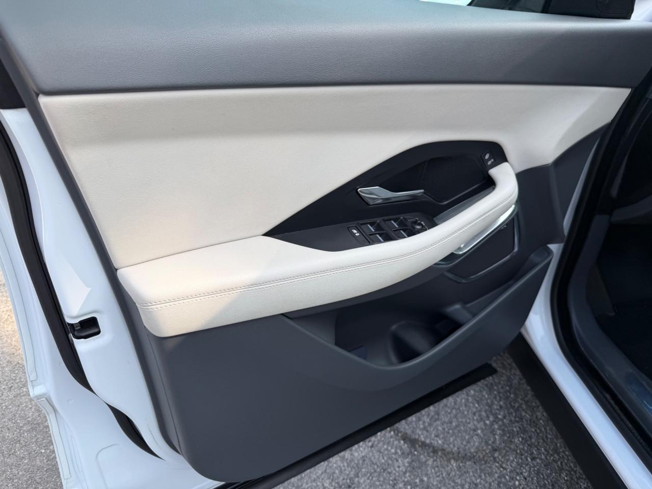 Jaguar E-Pace 2.0D 180 CV AWD cambio aut. S