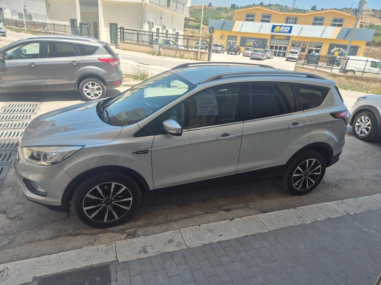 FORD KUGA 1.5 TDCI 120 CV TITANIUM NAVI KM CERTIF
