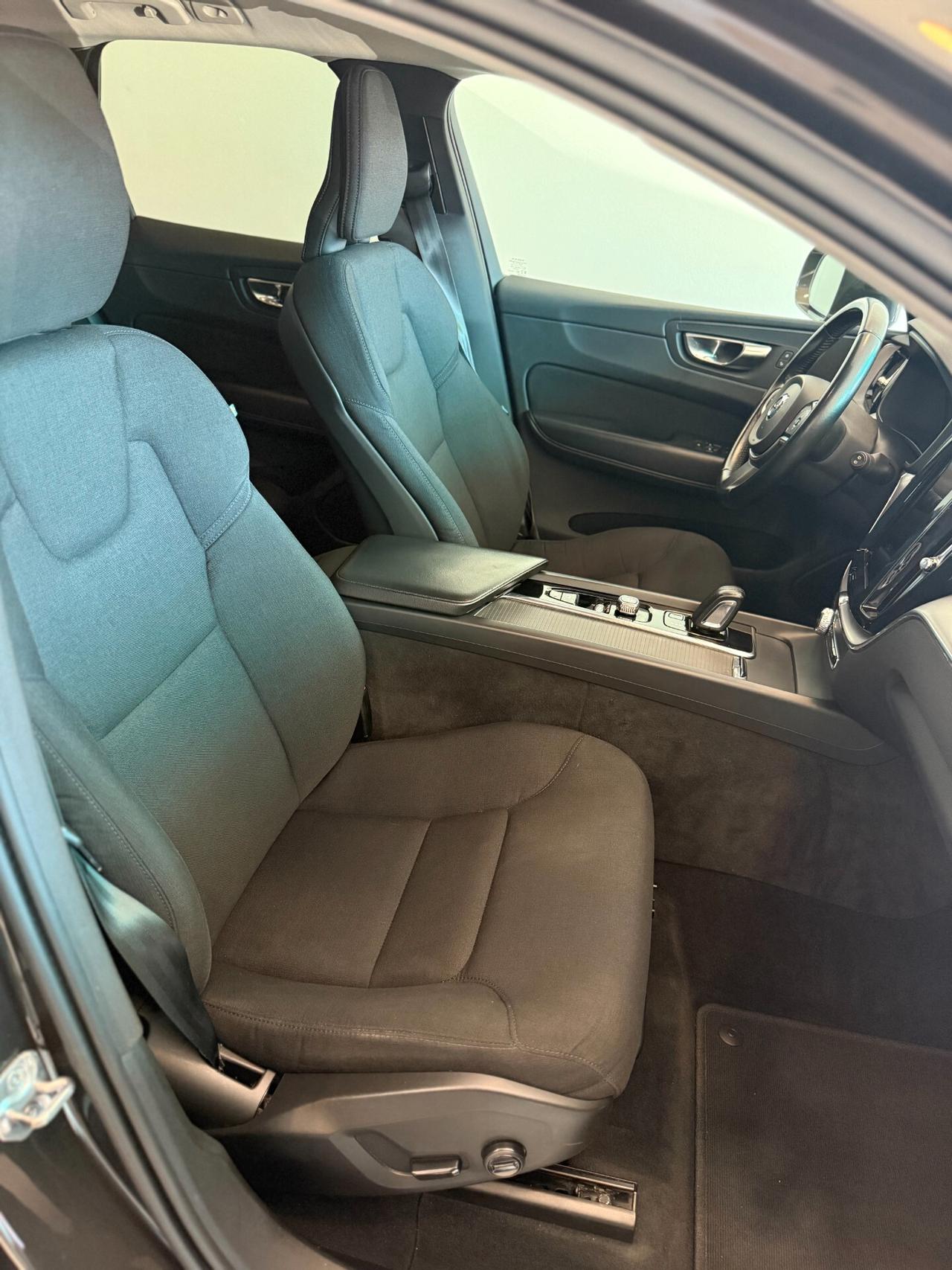 Volvo XC60 B4 D Geartronic Momentum