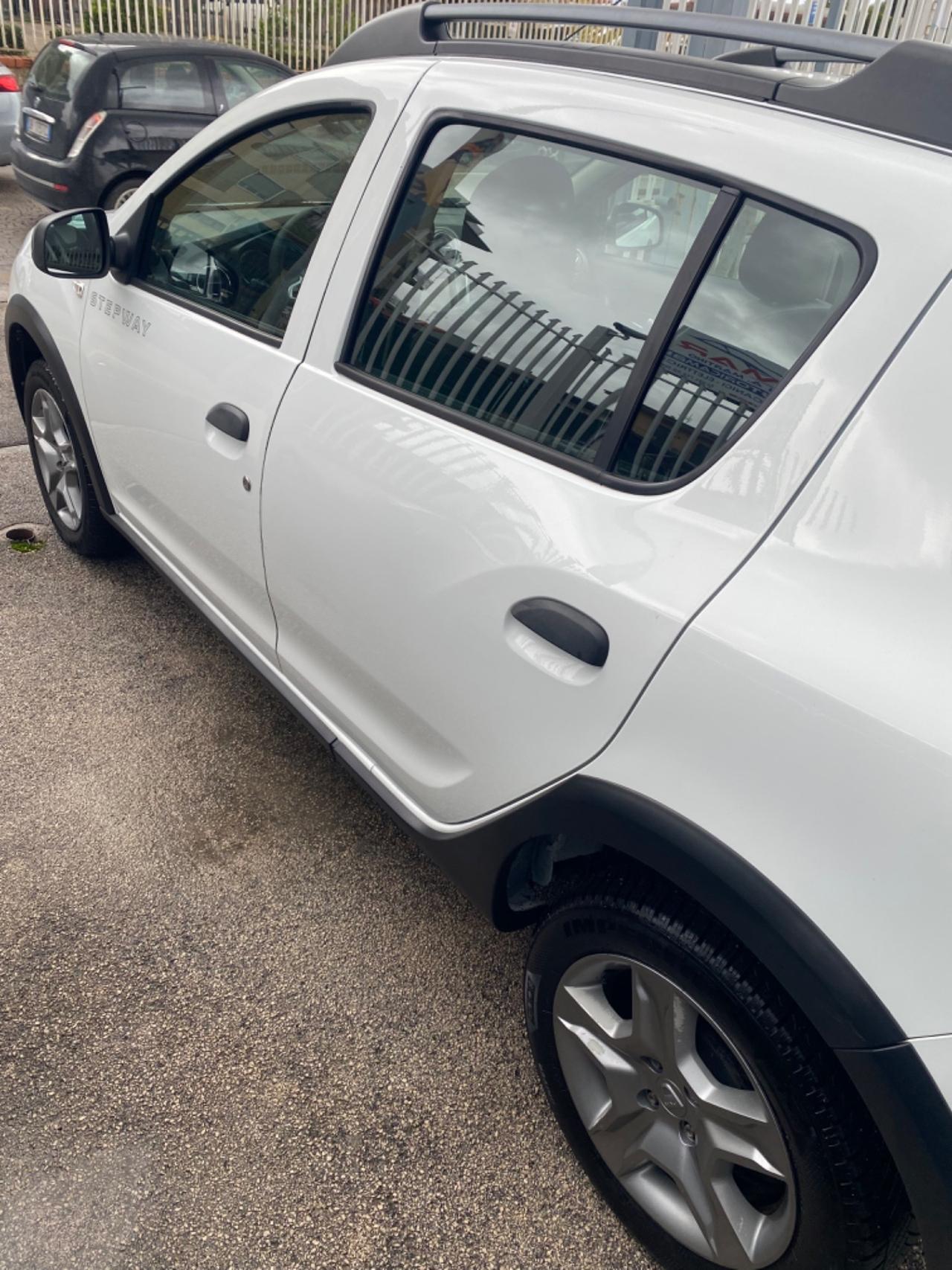 Dacia Sandero Stepway 1.5 dCi 2017 Full Navi