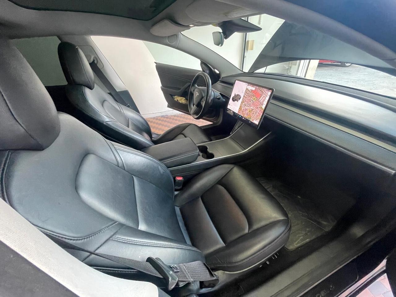 Tesla Model 3 Standard RWD Plus FSD
