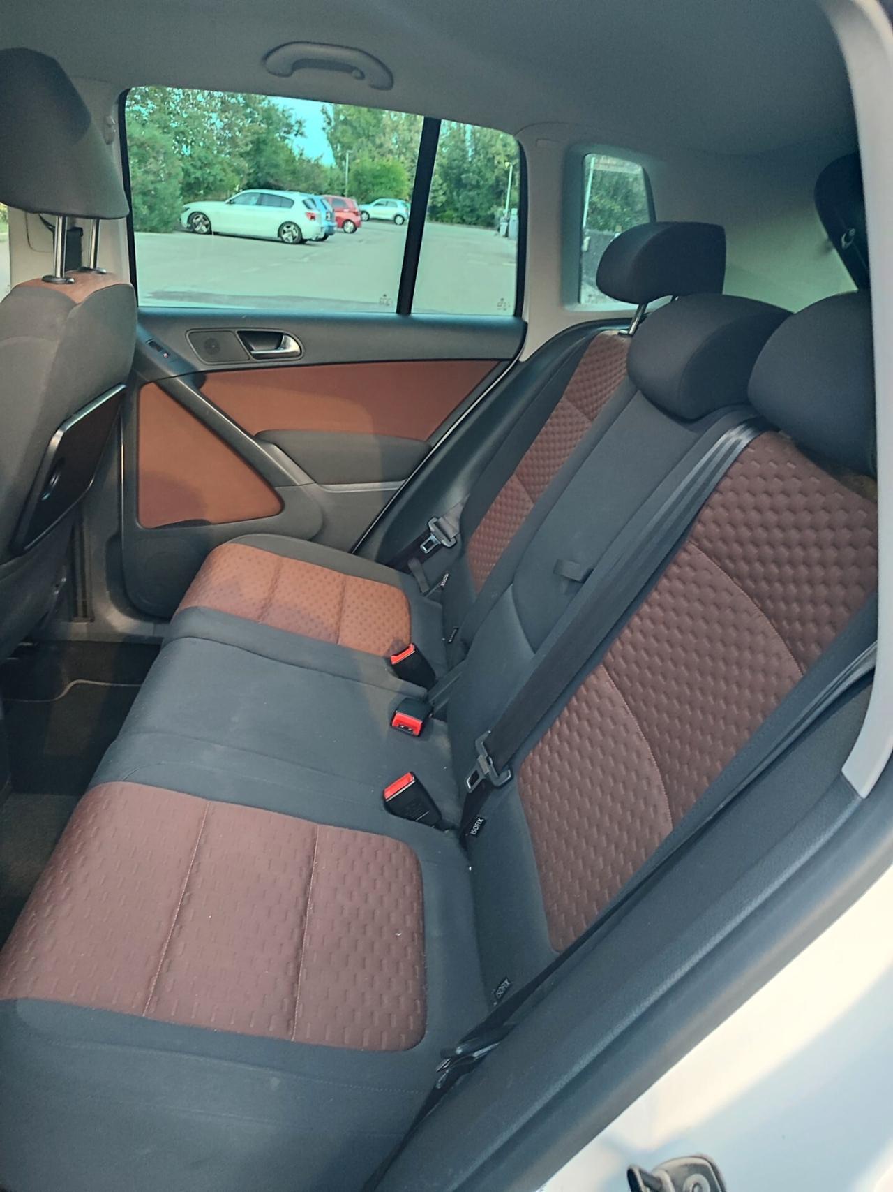 VOLKSWAGEN TIGUAN 2.0 DIESEL 4MOTION 4X4 COME NUOVA