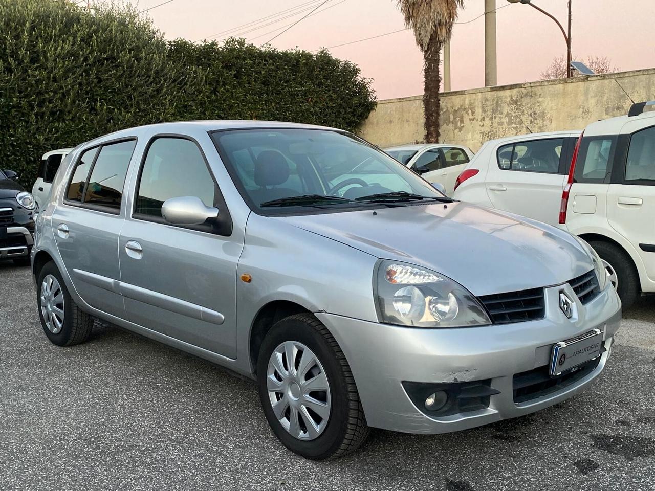 Renault Clio Storia 1.2 16V KM 67000