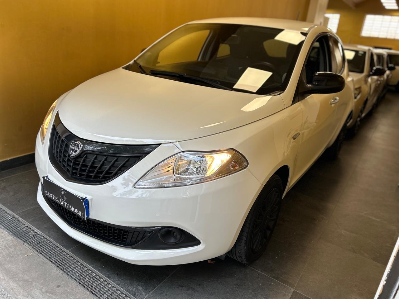 Lancia Ypsilon 1.0 FireFly Hybrid Silver Plus s&s *** 40.000KM * ESENZIONE BOLLO 2027 ***