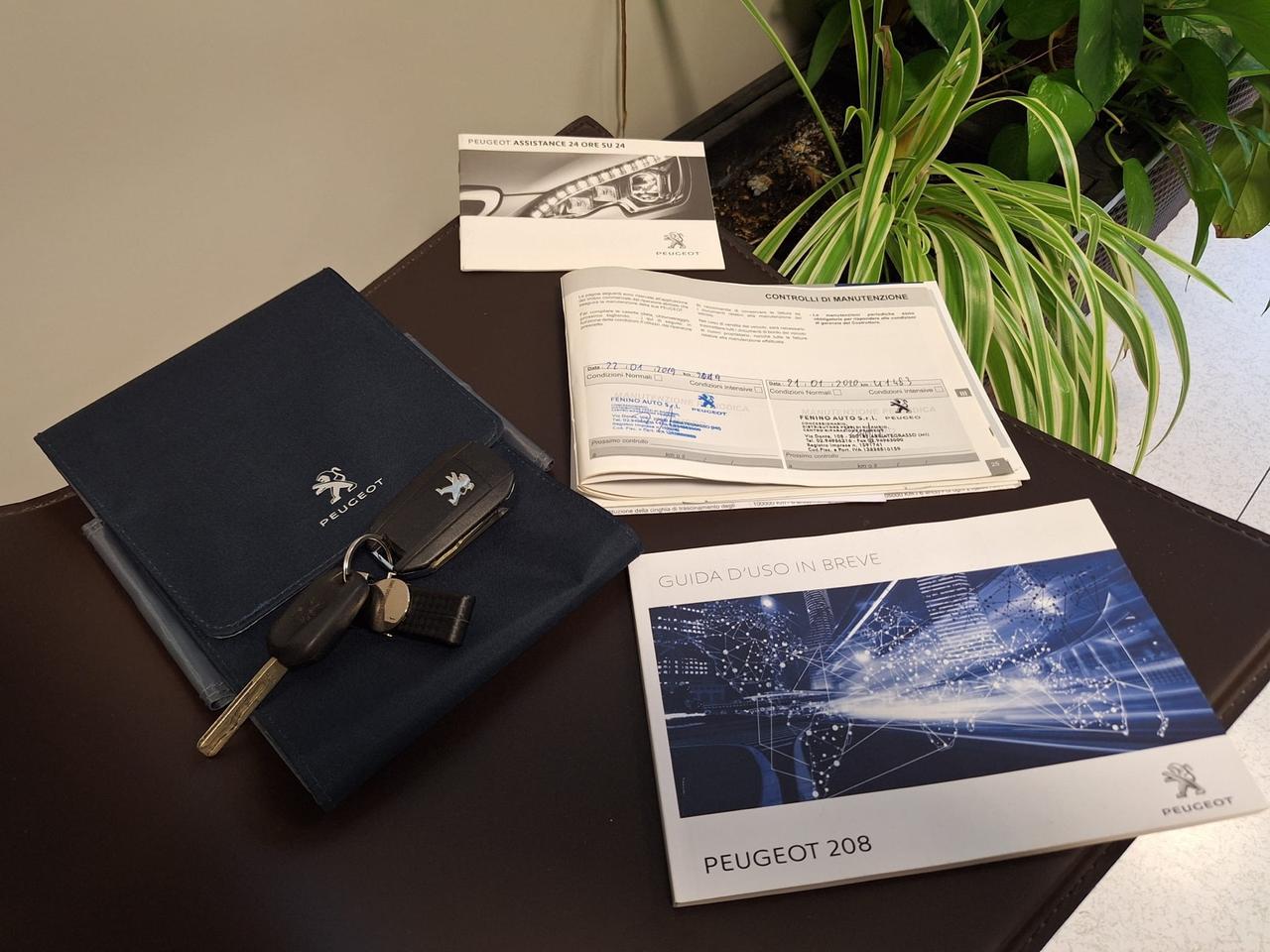 Peugeot 208 PureTech 82 5 porte Allure