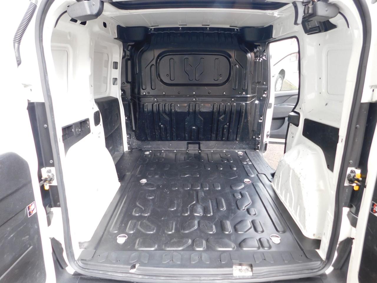 Doblò 1.6 Mjt 120Cv Euro6 TETTO GIRAFFA 2021