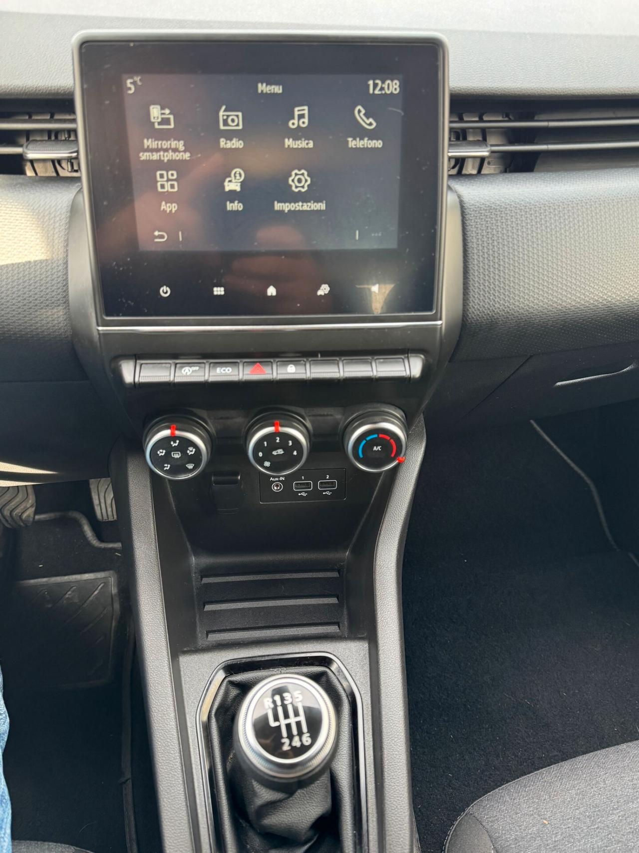 Renault Clio 2022 1.0 tce Intens 90cv*28000KM*