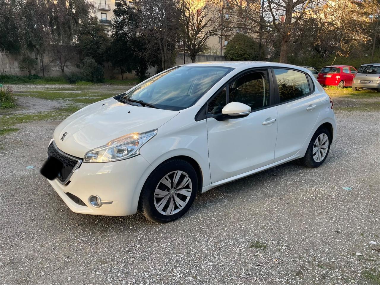 Peugeot 208 1.2 VTi 82 CV 5 porte Allure