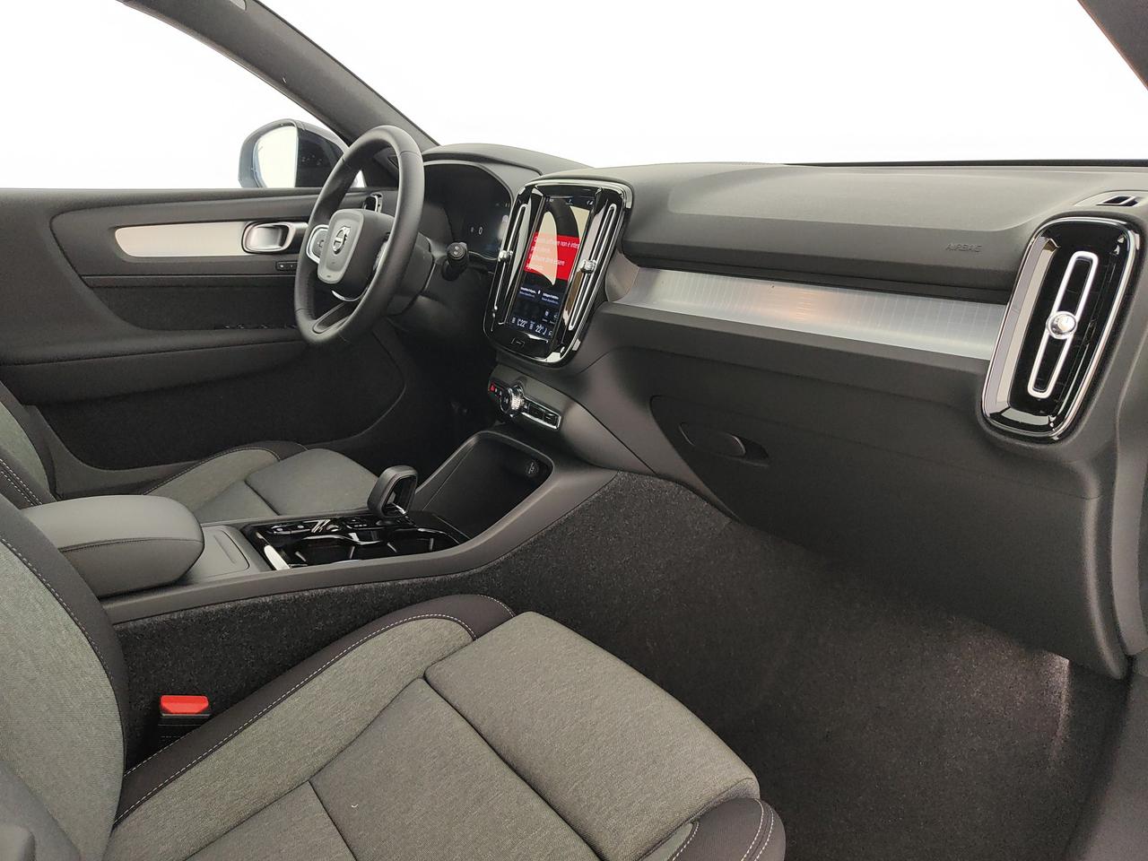 VOLVO XC40 2.0 b3 Plus Black Edition auto