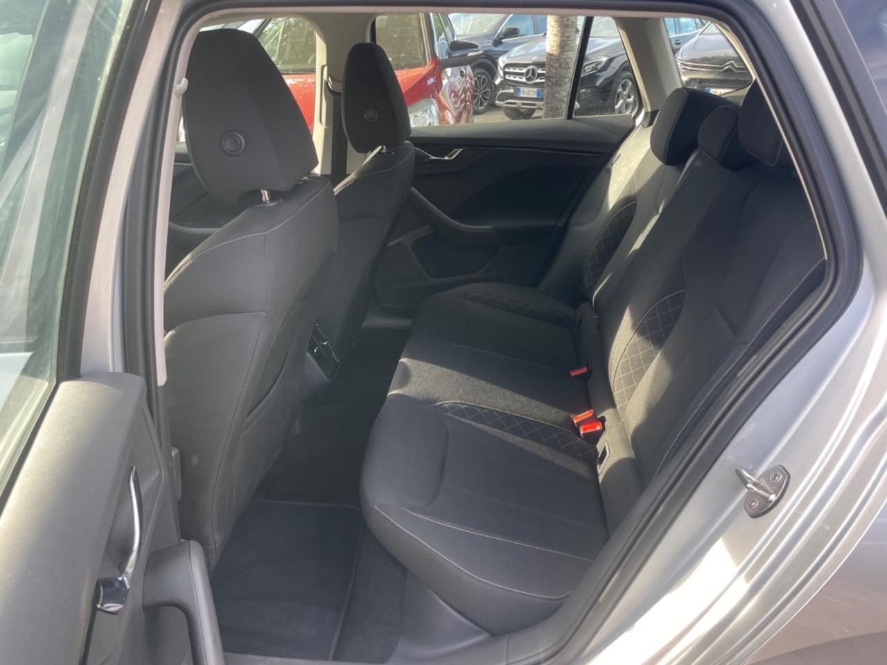 Skoda Kamiq 1.0 TSI 95 cv Ambition 2024 km 9.000
