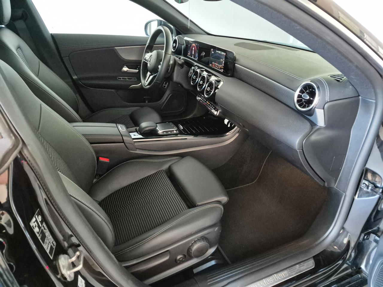 Mercedes-Benz CLA 200 D SHOOTING BRAKE SPORT AUTOMATICA AUTO 1 PROPRIETARIO