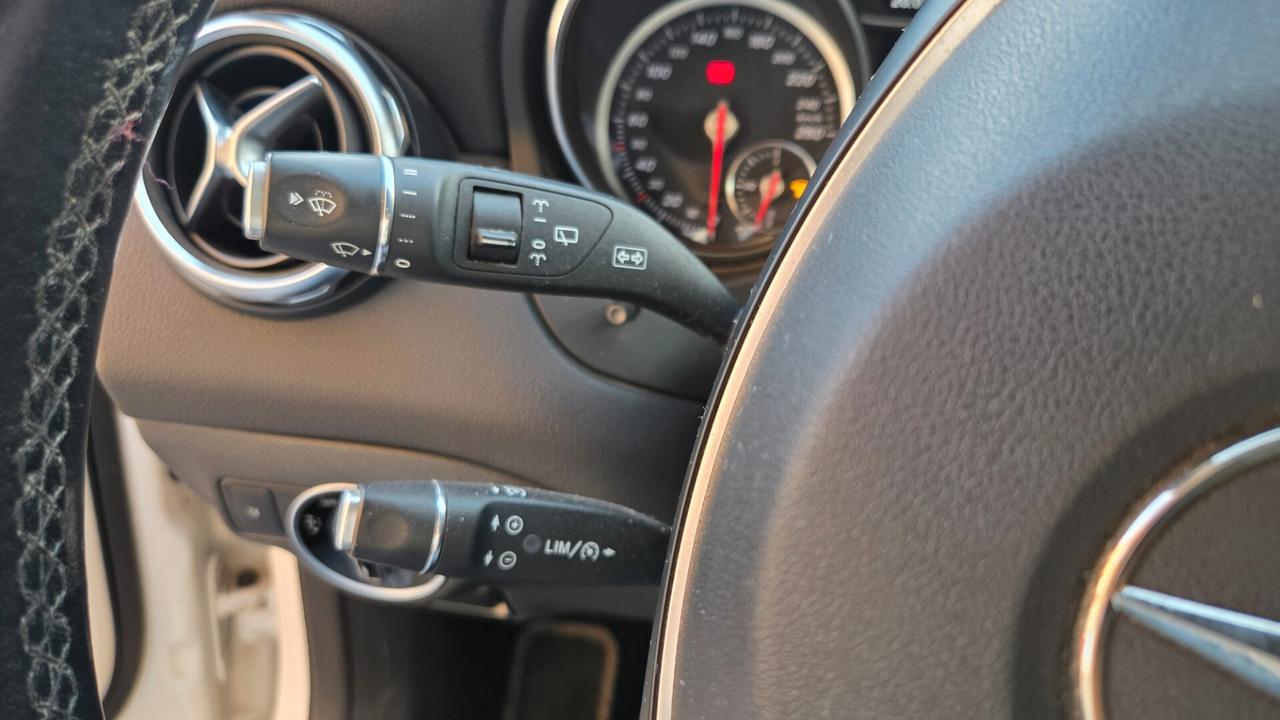 Mercedes-benz GLA 180 Premium unico proprietario