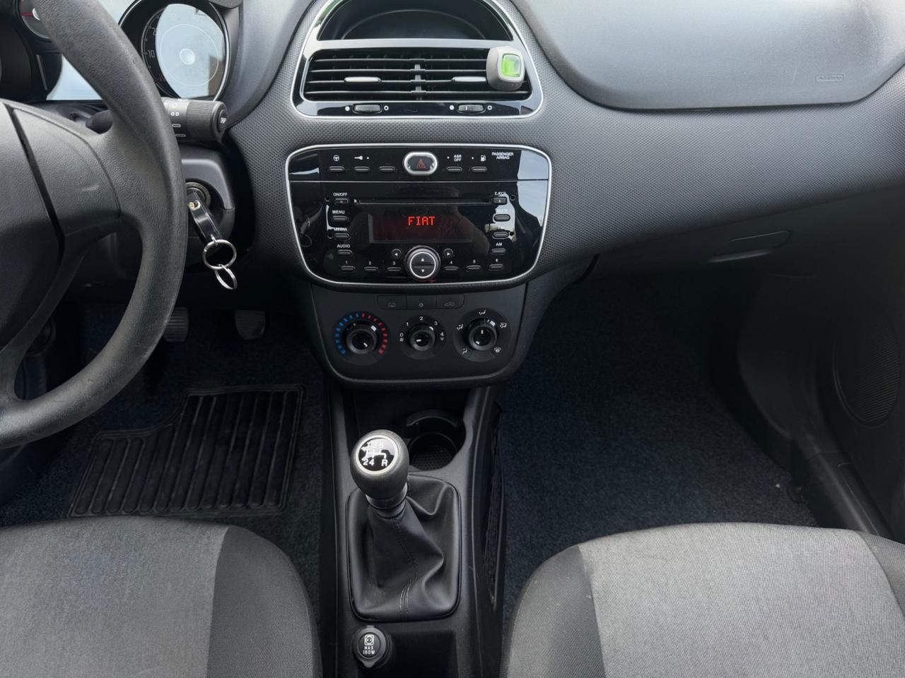 Fiat Punto GPL 1.4 8V 5 porte NEOPATENTATI