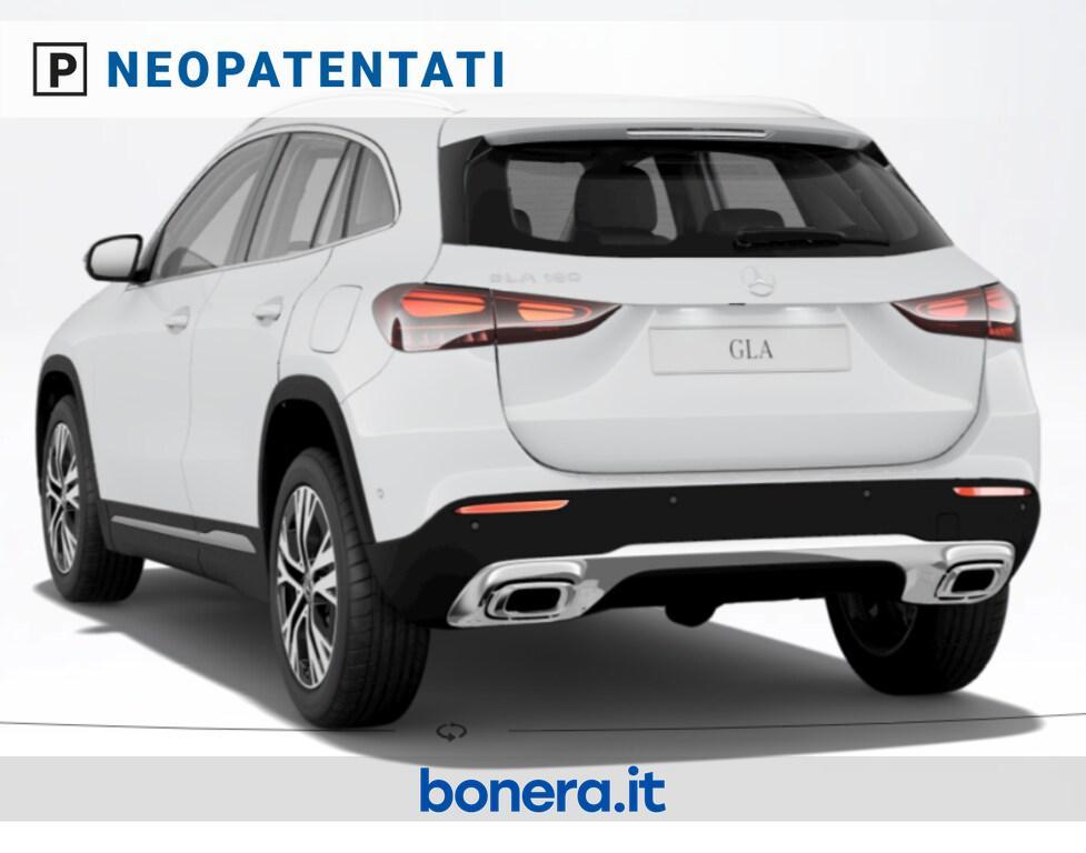 Mercedes GLA 180 180 Progressive Advanced 7G-DCT