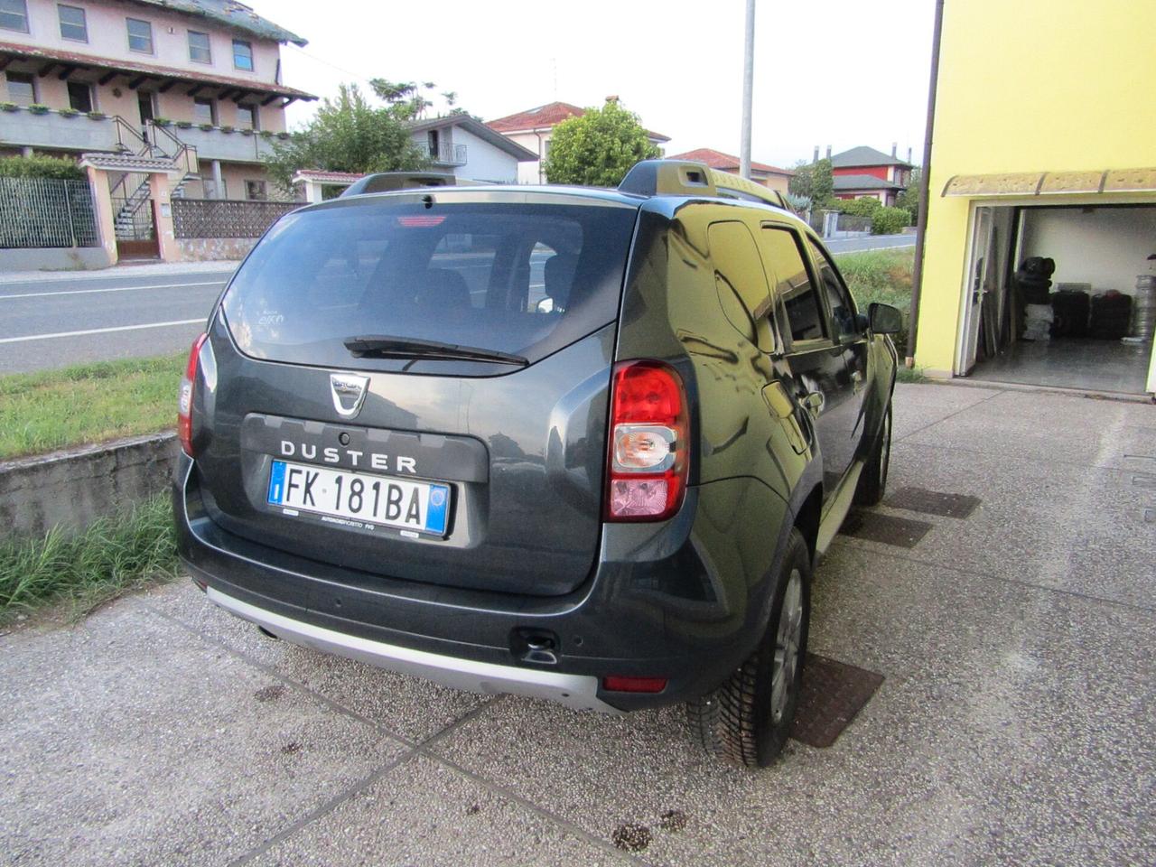Dacia Duster 1.6 BZ basso chilometraggio