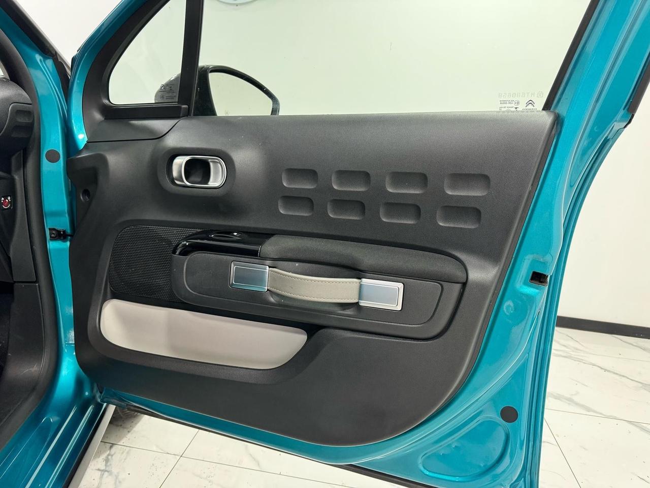 Citroen C3 1.2 Shine s -ADATTA A NEOPATENTATI-GPL-2021