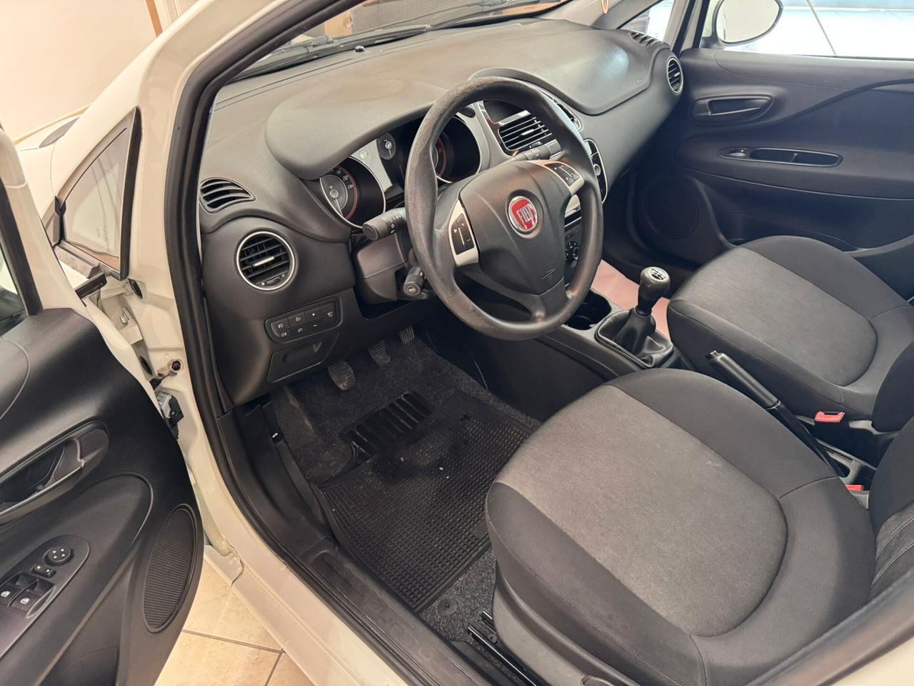 Fiat Punto 1.3 MJT II S&S 95 CV 5 porte Street