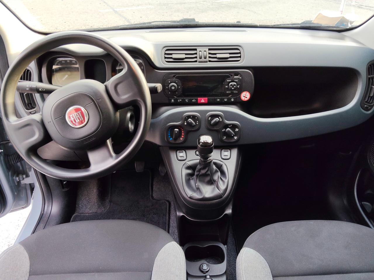 Fiat Panda 1.0 Hybrid 5° posto, radio, clima.. unicoproprietario