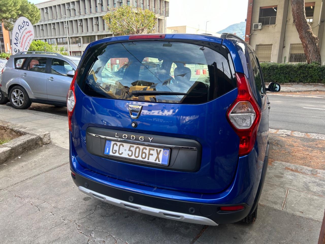 Dacia Lodgy Stepway 1.5 Blue dCi 8V 115CV 7 posti