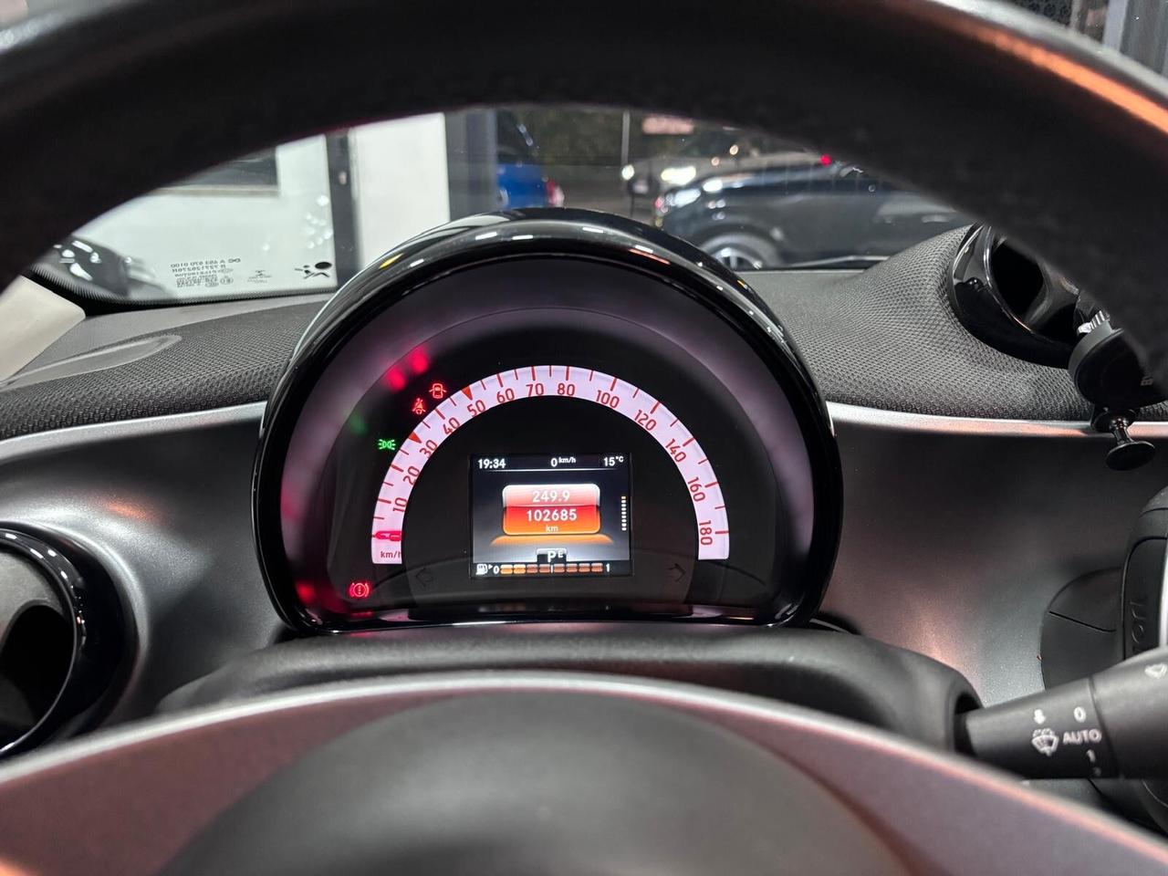 SMART FORFOUR 1.0 TWINAMIC PRIME NAVI-LED