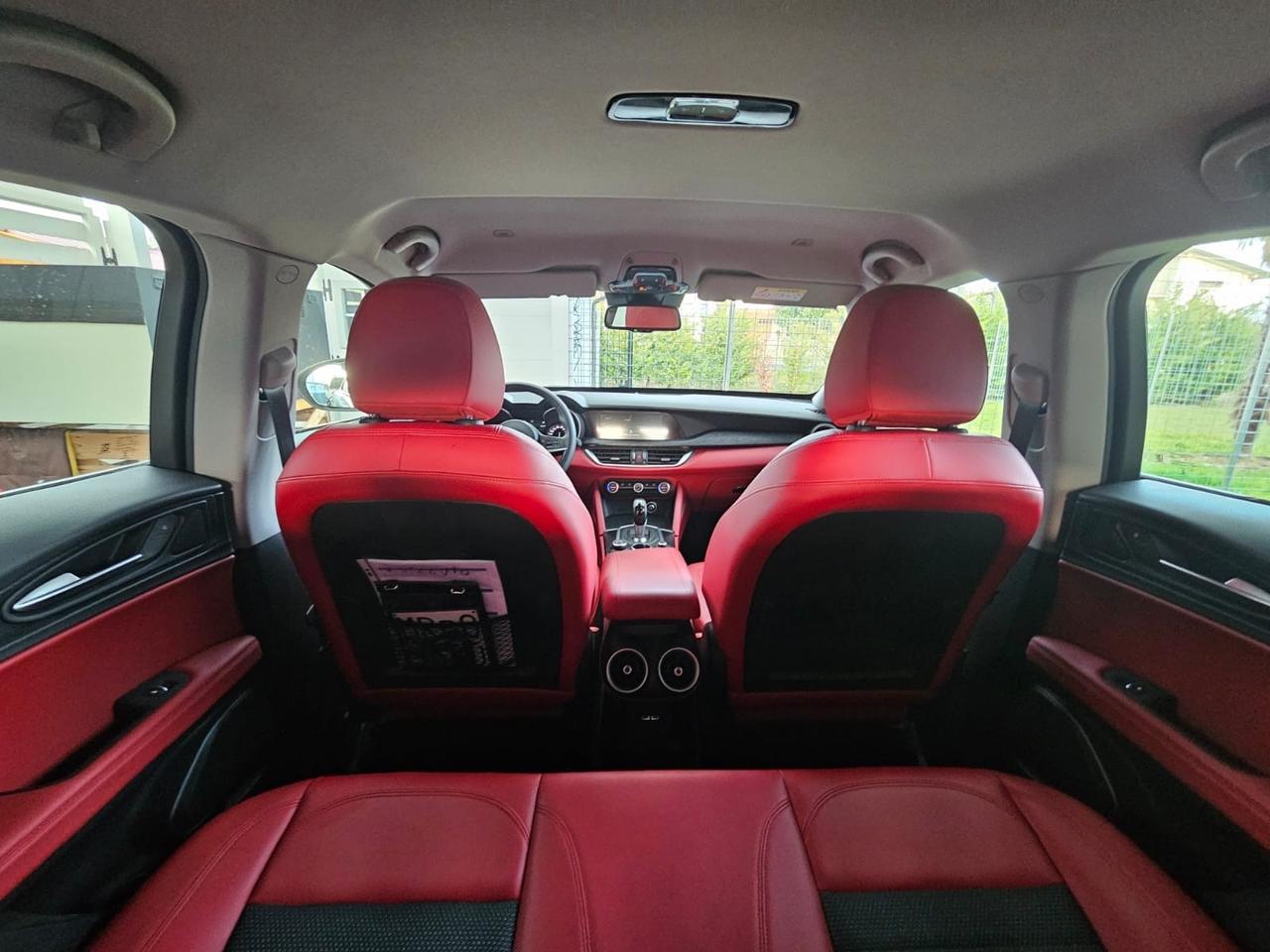 Alfa Romeo Stelvio 2.2 Turbodiesel 210 CV AT8 Q4 Veloce