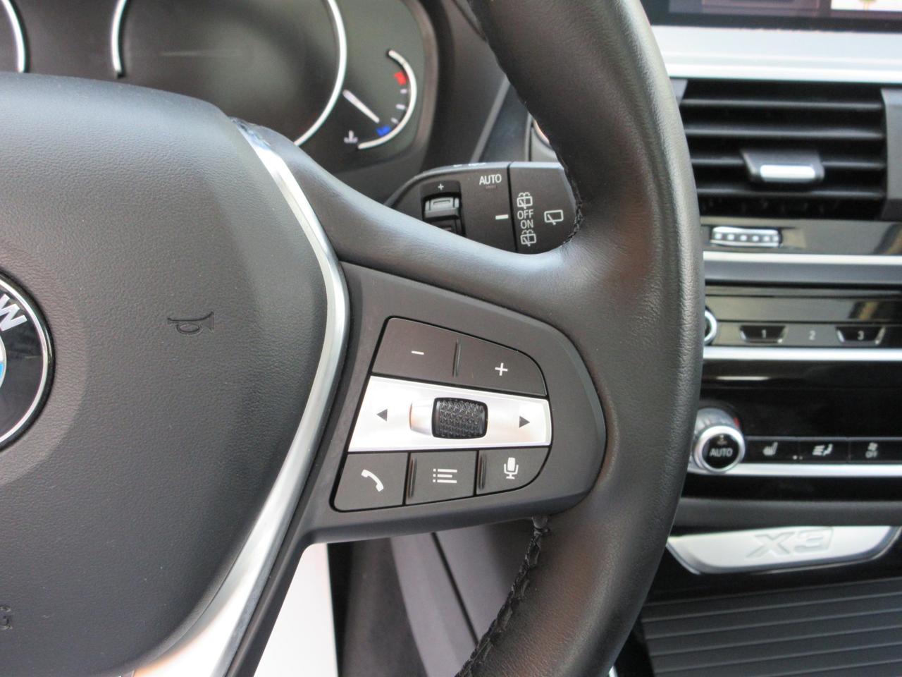 BMW X3 xdrive20d mhev 48V xLine auto