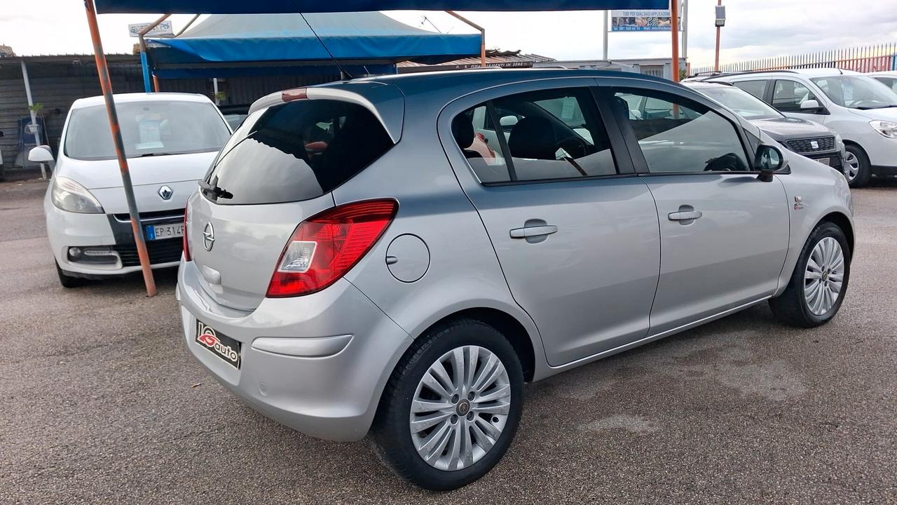 Opel Corsa 1.2 benzina gpl